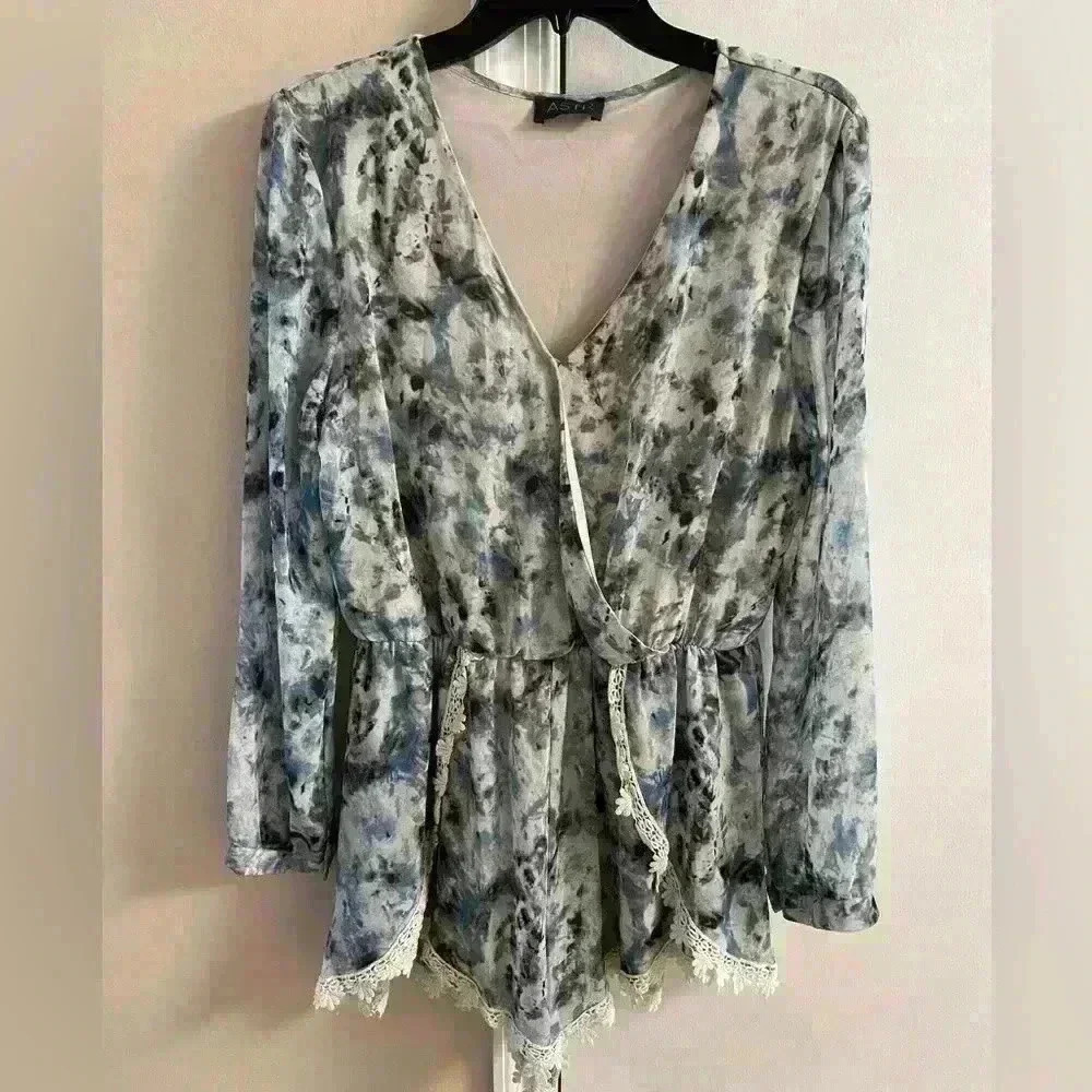 ASTR romper long sleeves water colors sheer sleeves‎ crochet detail  Medium
